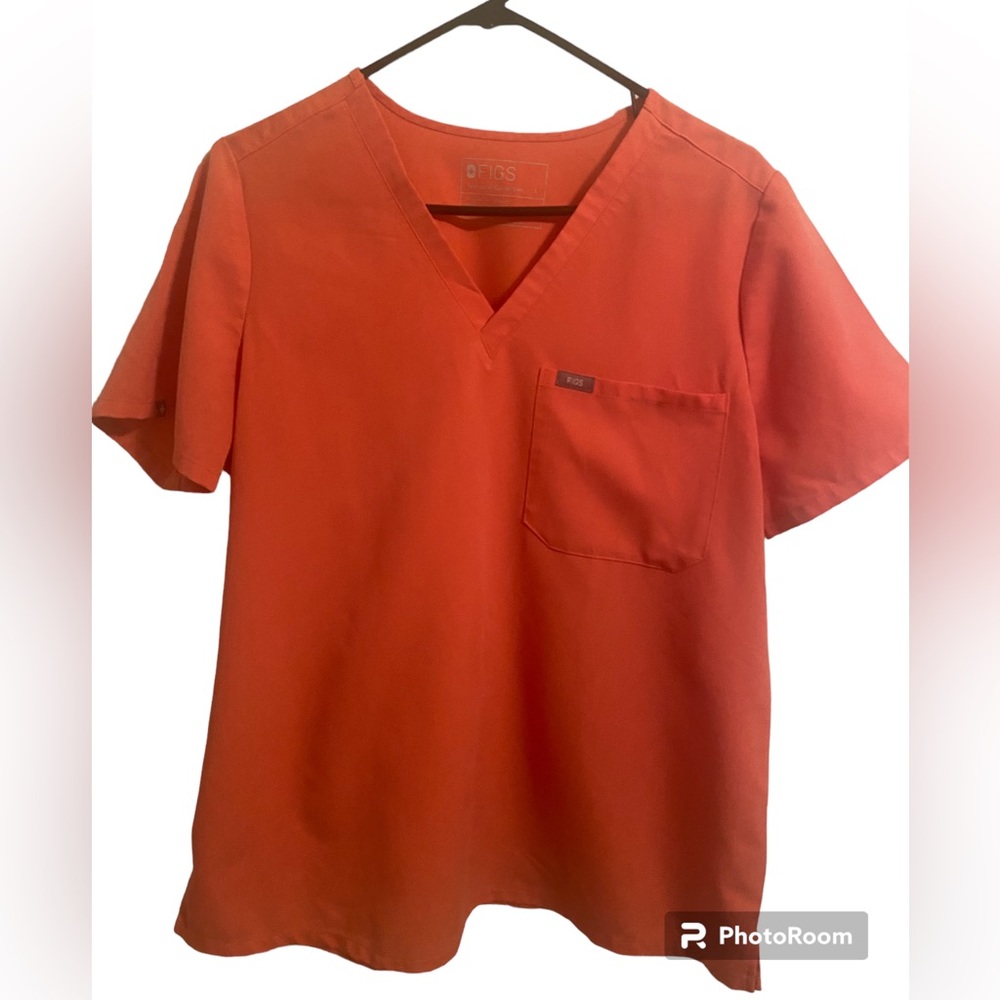 Figs Women’s Catarina one- pocket scrub top